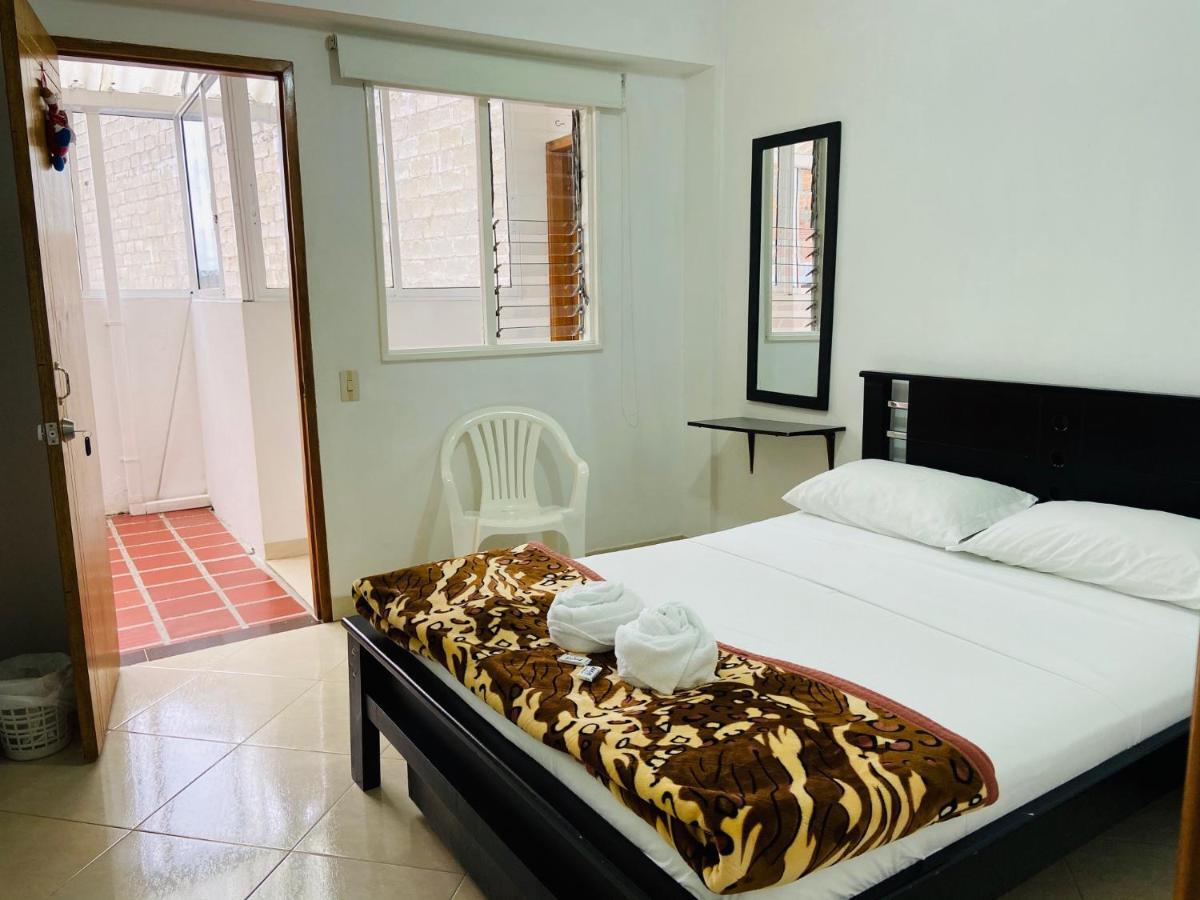 Vivienda Turistica El Zocalo Lejlighed Guatapé Eksteriør billede