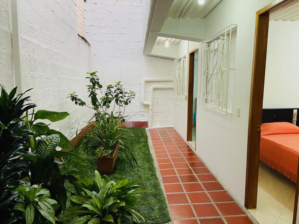Vivienda Turistica El Zocalo Lejlighed Guatapé Eksteriør billede