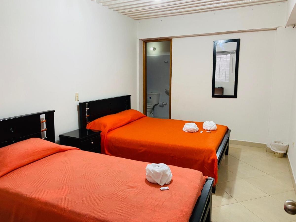 Vivienda Turistica El Zocalo Lejlighed Guatapé Eksteriør billede